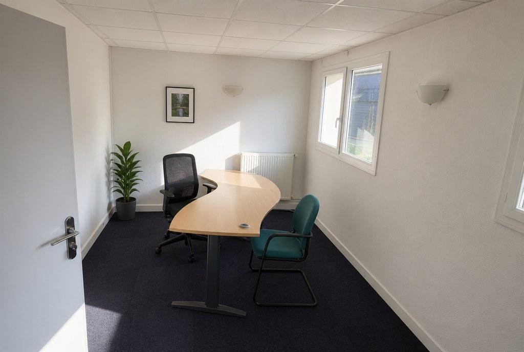 Bureau B5.2 — 12 m² (1ᵉʳ étage)